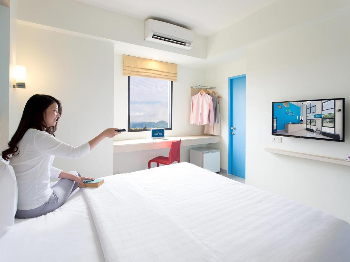Hop Inn Nakhon Pathom Exterior foto