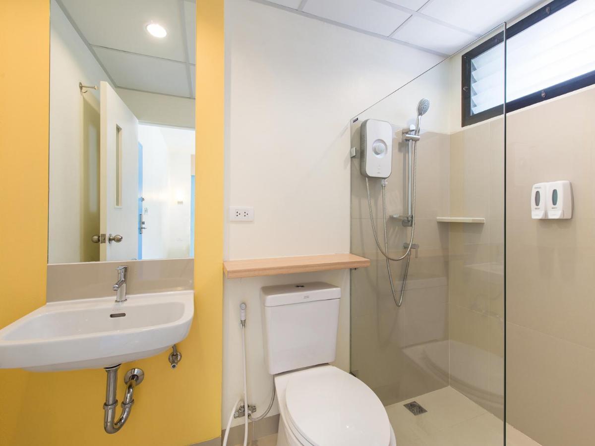 Hop Inn Nakhon Pathom Exterior foto